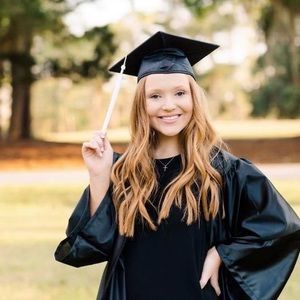 Meet your Posher, Shirley